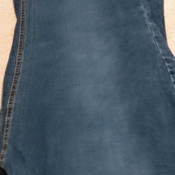 Morgan & Walker Plus Size 30 Jeans – Stretch Denim, Bootcut, Medium Blue - Picture 3 of 7